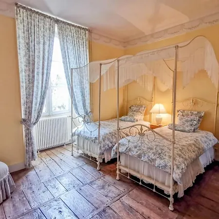 Charming 14th Century Village Chateau With Gardens And Outdoor Pool * Celles (Dordogne)