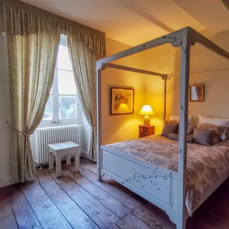 Prázdninový dům Charming 14th Century Village Chateau With Gardens And Outdoor Pool Celles (Dordogne)