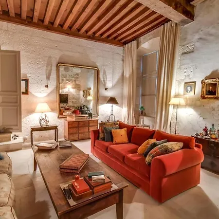 펜션 Charming 14th Century Village Chateau With Gardens And Outdoor Pool