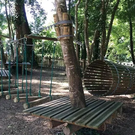 Charming 14th Century Village Chateau With Gardens And Outdoor Pool Prázdninový dům